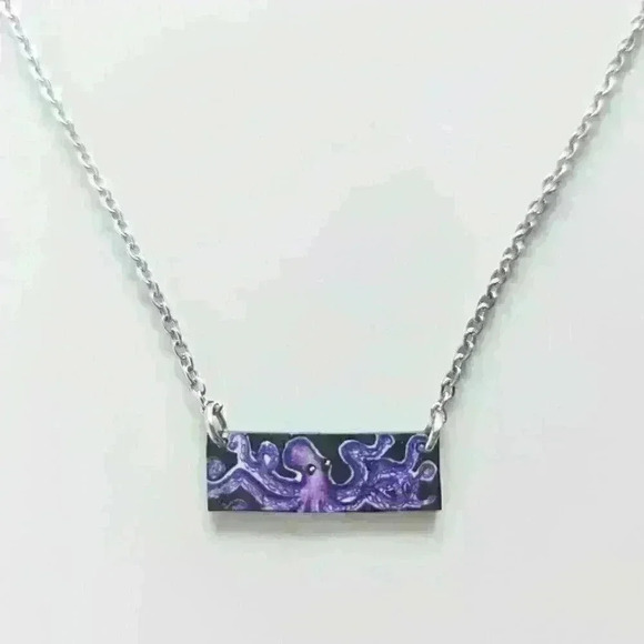 Octopus rectangle pendant on a small silver chain necklace ✦ cute and dainty ✦ - Picture 4 of 7